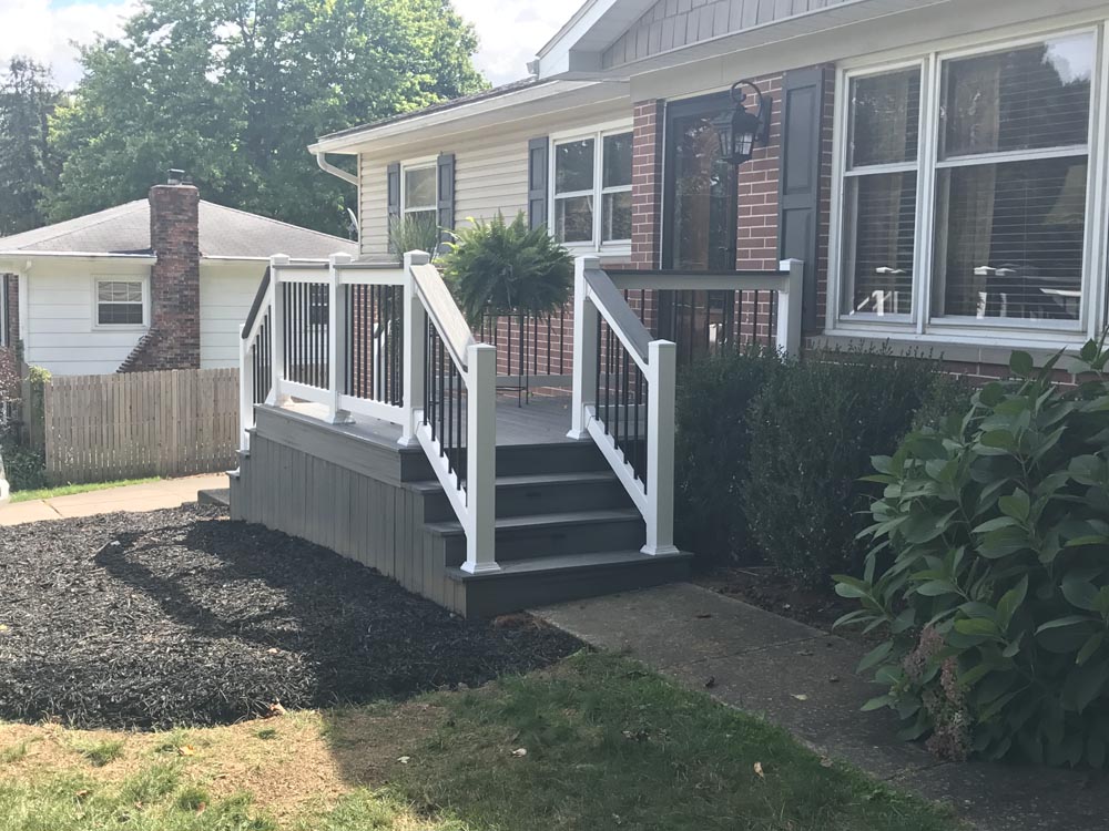 Deck vs. Porch: Deciding Which Is Better For You 2