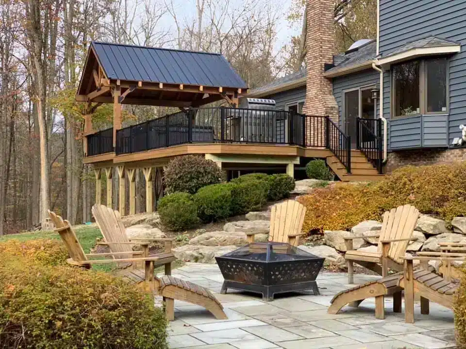 How to Choose a Decking Contractor You Can Trust