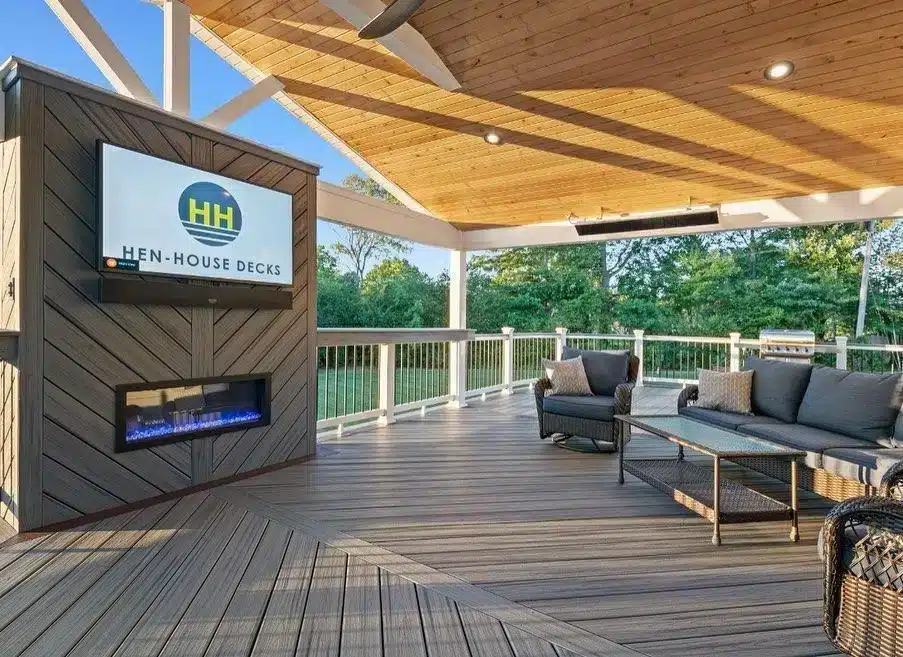 Outdoor living spaces contractor in McDonaldsville Ohio